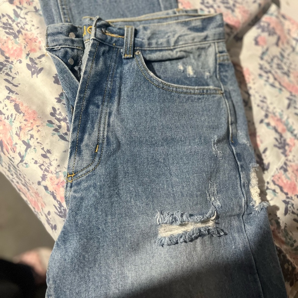 Women’s jeans